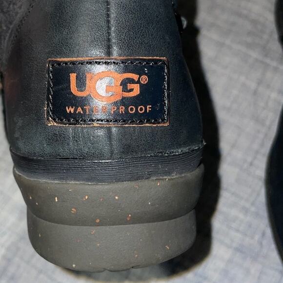 UGG Simmens Womens 10 Waterproof Boots Black Leather Suede Zip Buckle Wool Lined - Picture 10 of 12